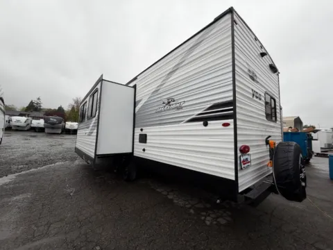 More photos of 2026 Jayco JAY FLIGHT SLX 286BHSW at Valley RV Supercenter, WA