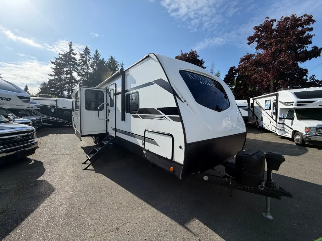 Unknown 2021 Dutchmen Kodiak 3321BHSL for sale in Kent, WA