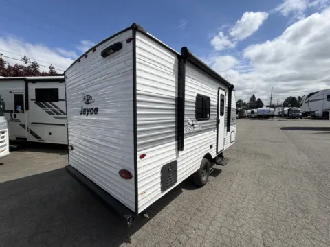 More photos of 2026 Jayco Jay-Flight 170FQW at Valley RV Supercenter, WA