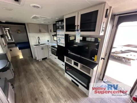 Another view of 2026 Jayco JAYFEATHER 25RB for sale in Kent, WA at Valley RV Supercenter