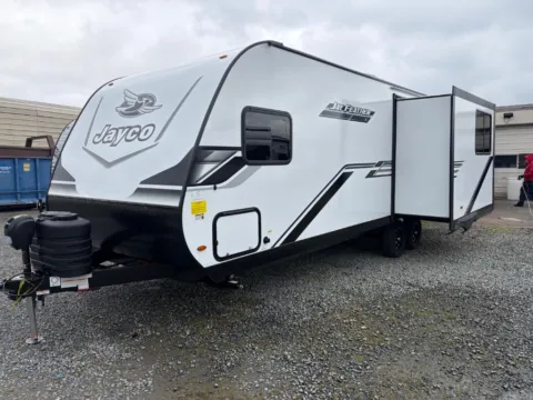 Another view of 2026 Jayco Jay-Feather SL 25RLSL for sale in Kent, WA at Valley RV Supercenter
