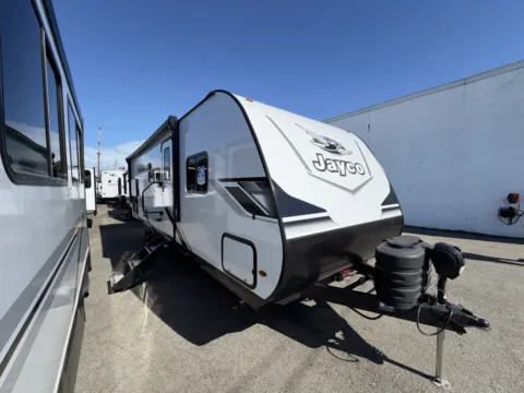 Photos of 2026 Jayco Jay-Feather SL 26BHSL for sale in Kent, WA at Valley RV Supercenter