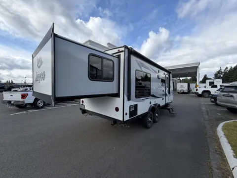 More photos of 2017 Jayco Jay-Feather X213 at Valley RV Supercenter, WA