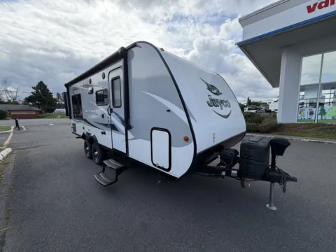 Unknown 2017 Jayco Jay-Feather X213 for sale in Kent, WA