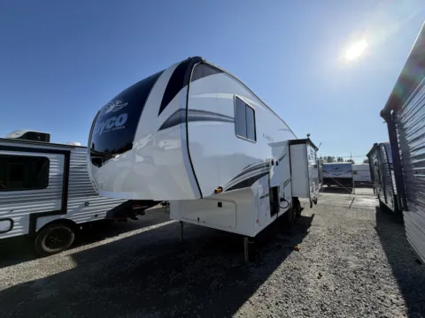 Photos of 2023 Jayco Eagle HT 27RL for sale in Kent, WA at Valley RV Supercenter