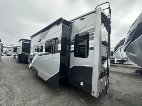 Another view of 2026 Jayco Pinnacle 32RLTS for sale in Kent, WA at Valley RV Supercenter