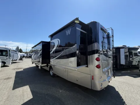 Another view of 2014 Winnebago Adventurer 38Q for sale in Kent, WA at Valley RV Supercenter