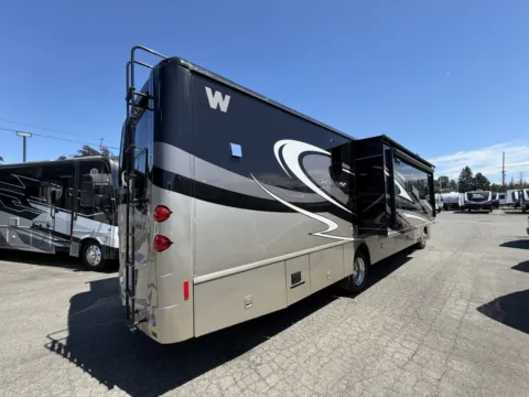 More photos of 2014 Winnebago Adventurer 38Q at Valley RV Supercenter, WA