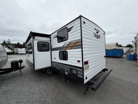 Another view of 2020 Forest River WILDWOOD 263BHXL for sale in Kent, WA at Valley RV Supercenter