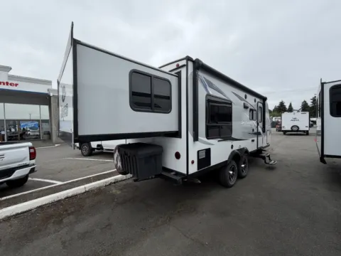 More photos of 2017 Jayco Jay-Feather X213 at Valley RV Supercenter, WA
