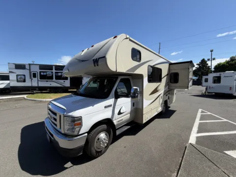 Photos of 2022 Winnebago Minnie Winnie E-Series E-350 SD for sale in Kent, WA at Valley RV Supercenter
