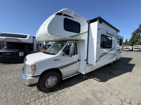 Photos of 2017 Forest River Sunseeker 3170DS for sale in Kent, WA at Valley RV Supercenter