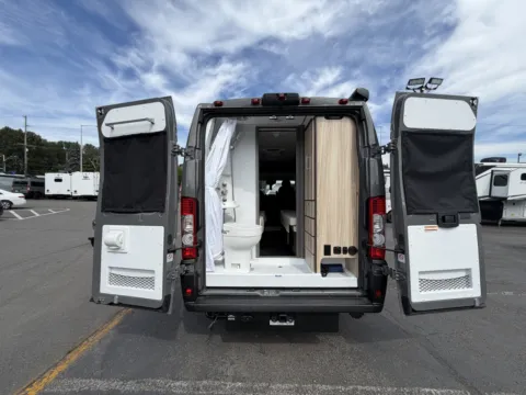 More photos of 2027 Jayco Swift 20T at Valley RV Supercenter, WA
