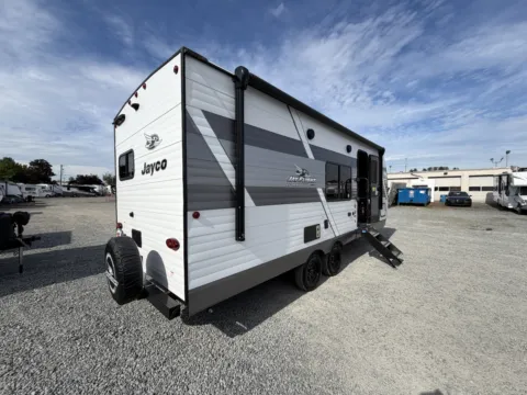 More photos of 2027 Jayco Jay-Flight 225MLSW at Valley RV Supercenter, WA