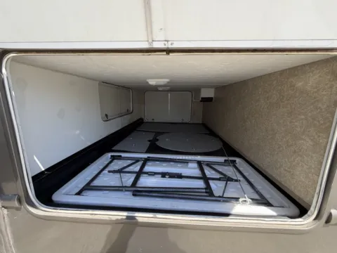 More photos of 2008 Dutchmen DORADO 31BH at Valley RV Supercenter, WA