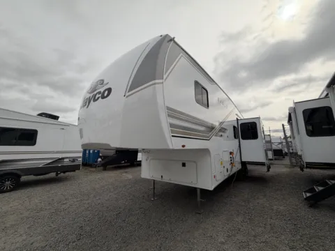 Photos of 2027 Jayco Eagle SLE 28BHU for sale in Kent, WA at Valley RV Supercenter
