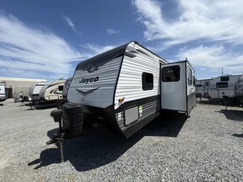 Photos of 2022 Jayco JAYFLIGHT 28BHS for sale in Kent, WA at Valley RV Supercenter
