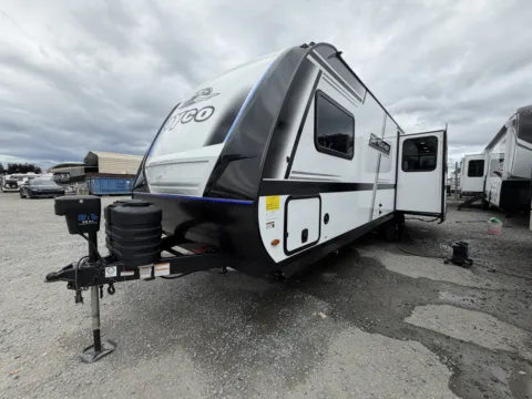 Photos of 2027 Jayco Jay-Feather 27MK for sale in Kent, WA at Valley RV Supercenter