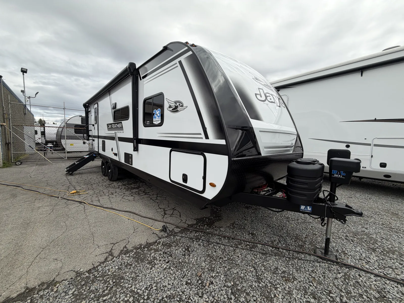 Gray 2027 Jayco Jay-Feather 25RB for sale in Kent, WA
