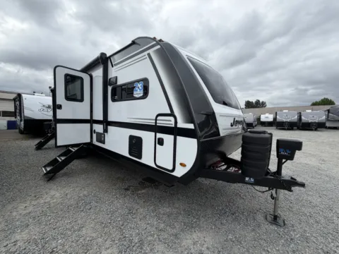 Gray 2027 Jayco Jay-Feather 26FK for sale in Kent, WA