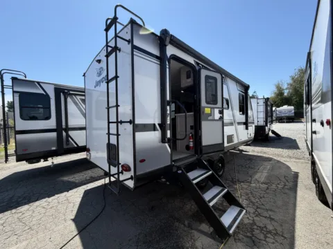 More photos of 2027 Jayco Jay-Feather 18RBF at Valley RV Supercenter, WA