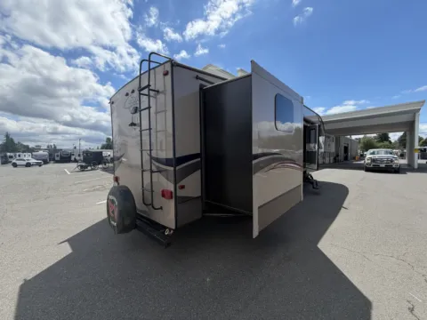 More photos of 2015 Keystone Rv Cougar 339BHS at Valley RV Supercenter, WA