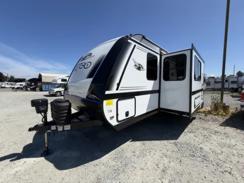 Photos of 2027 Jayco Jay-Feather 23MBD for sale in Kent, WA at Valley RV Supercenter