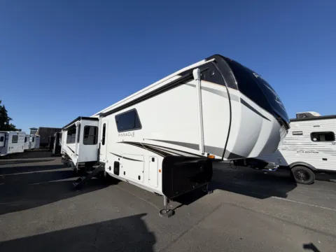 2025 Jayco Pinnacle 38fbrk