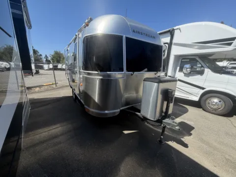 2014 Airstream International Serenity 19