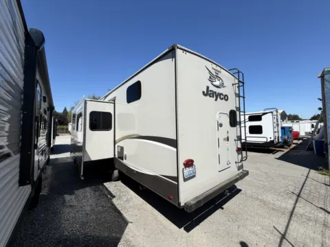 Another view of 2020 Jayco EAGLE 284BHOK for sale in Kent, WA at Valley RV Supercenter