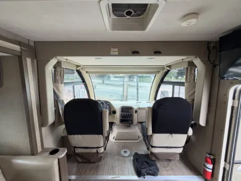 More photos of 2018 Thor Motor Coach VEGAS 24.1 E-450 158" WB at Valley RV Supercenter, WA
