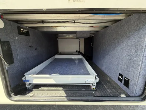 More photos of 2018 Jayco North Point 315RLTS at Valley RV Supercenter, WA