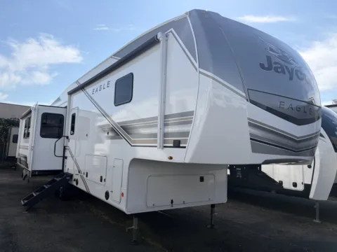 Unknown 2027 Jayco Eagle 365UKTS for sale in Kent, WA