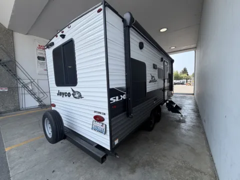 More photos of 2024 Jayco Jay-Flight SLX 210QBW at Valley RV Supercenter, WA