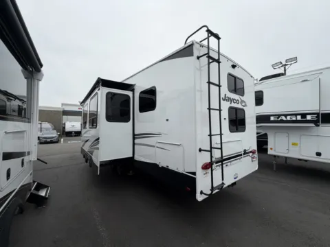 Another view of 2022 Jayco Eagle HT 29.5BHDS for sale in Kent, WA at Valley RV Supercenter