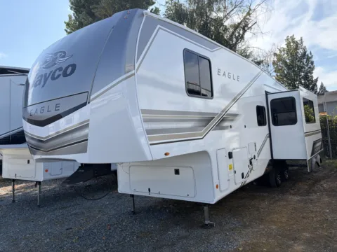 Another view of 2027 Jayco Eagle 29DDB for sale in Kent, WA at Valley RV Supercenter