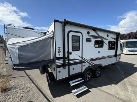 More photos of 2020 Jayco Jay-Feather X19H at Valley RV Supercenter, WA