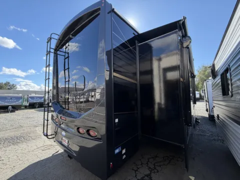 More photos of 2027 Jayco Pinnacle 38FBRK at Valley RV Supercenter, WA