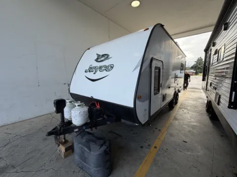Photos of 2017 Jayco JAYFEATHER X213 for sale in Kent, WA at Valley RV Supercenter