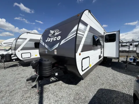 Another view of 2027 Jayco Jay-Flight 262RLSW for sale in Kent, WA at Valley RV Supercenter