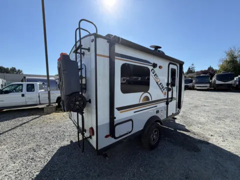 More photos of 2021 Forest River-california/oregon Rockwood Geo Pro 15TB at Valley RV Supercenter, WA