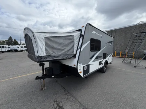 Photos of 2016 Jayco Jay-Feather X17Z for sale in Kent, WA at Valley RV Supercenter