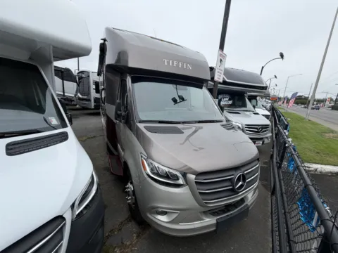 Unknown 2023 Tiffin Wayfarer 25RW for sale in Kent, WA