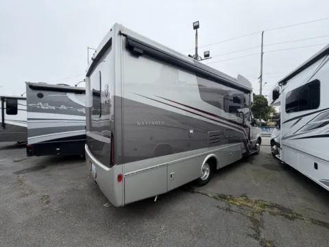 More photos of 2023 Tiffin Wayfarer 25RW at Valley RV Supercenter, WA