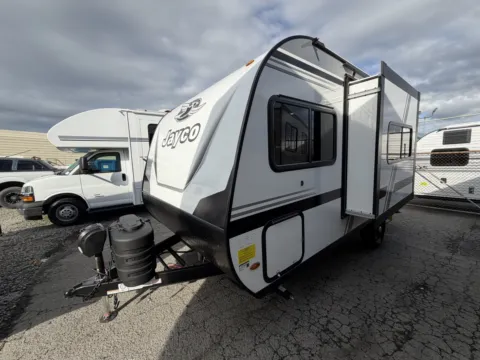 Another view of 2027 Jayco Jay Feather Air 16RB for sale in Kent, WA at Valley RV Supercenter