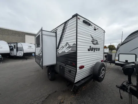 Another view of 2024 Jayco Jay-Flight 183RBW for sale in Kent, WA at Valley RV Supercenter