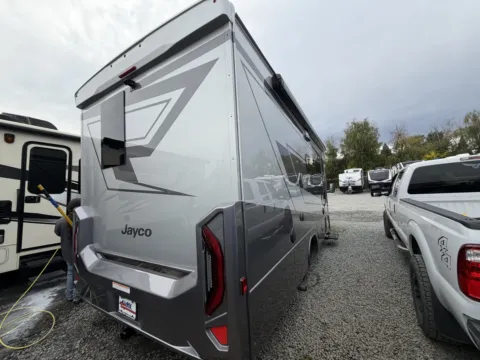 More photos of 2027 Jayco Melbourne Prestige 25RP at Valley RV Supercenter, WA
