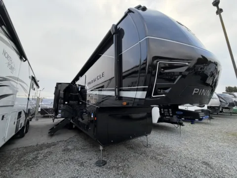 Unknown 2027 Jayco Pinnacle 36FBTS for sale in Kent, WA