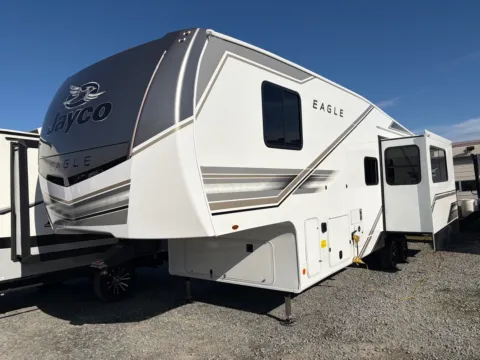 Another view of 2027 Jayco Eagle 29DDB for sale in Kent, WA at Valley RV Supercenter