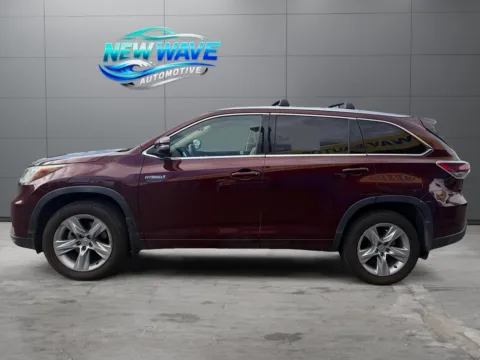 Photos of 2015 Toyota Highlander Hybrid Limited Platinum for sale in Denver, CO at New Wave Automotive